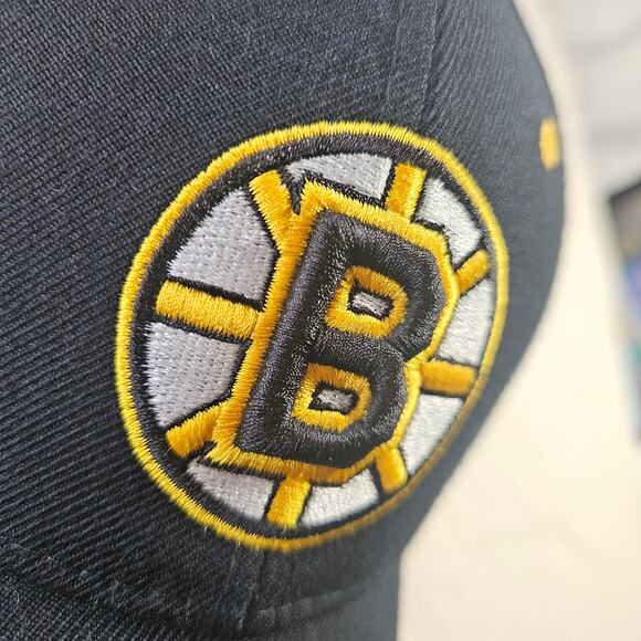 Boston Bruins Vintage Zephyr Wool Blend Embroidered logo. MadeInKorea Adjustable - Picture 12 of 16